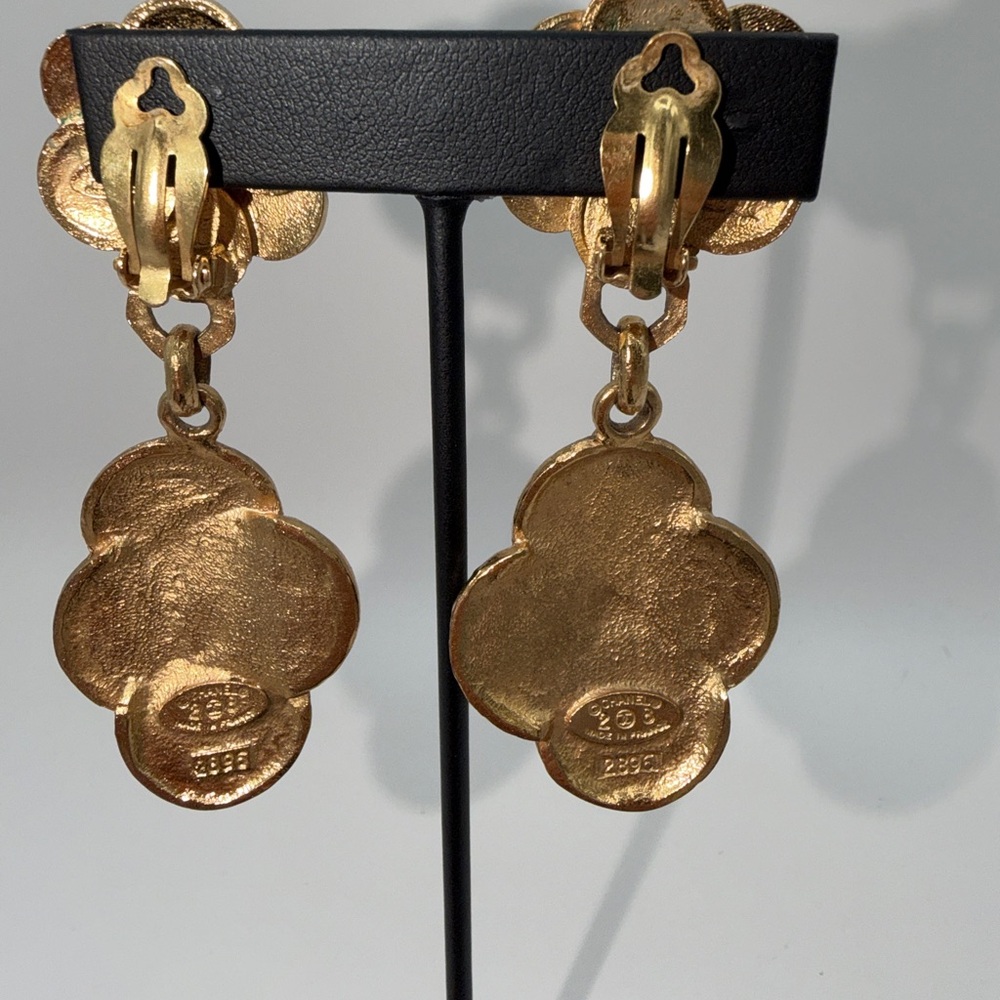 CHANEL Gold Metal Coin Medallion Drop Earrings, Signed 28 - Picture 5 of 14